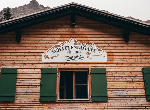 'Die jungen Walgauer' at Schattenlaganthütte